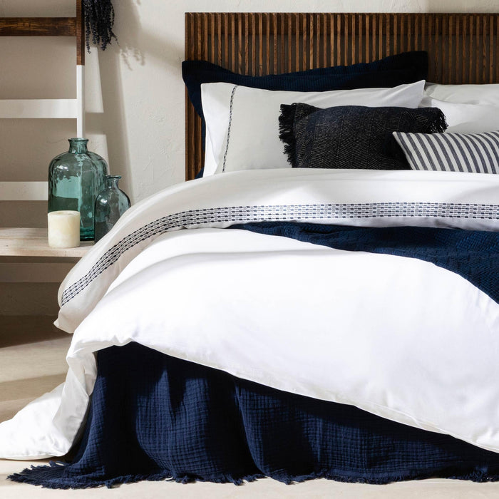 Patric Duvet Cover Set 90x92 inch White