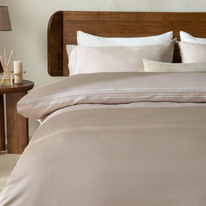 Mirella Duvet Cover Set 90x92 inch Beige
