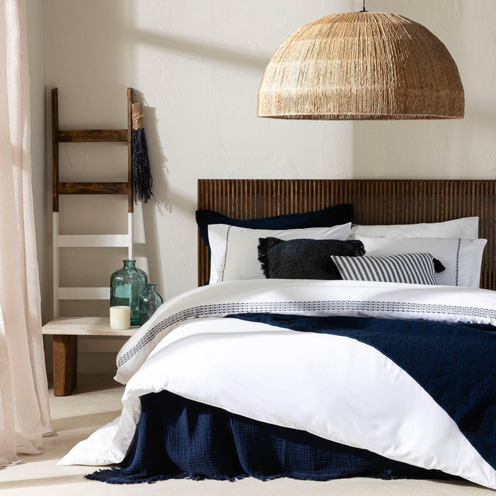 Patric Duvet Cover Set 90x92 inch White