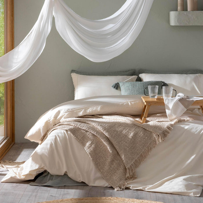 Plum Cal King Duvet Cover 106x92 inch White